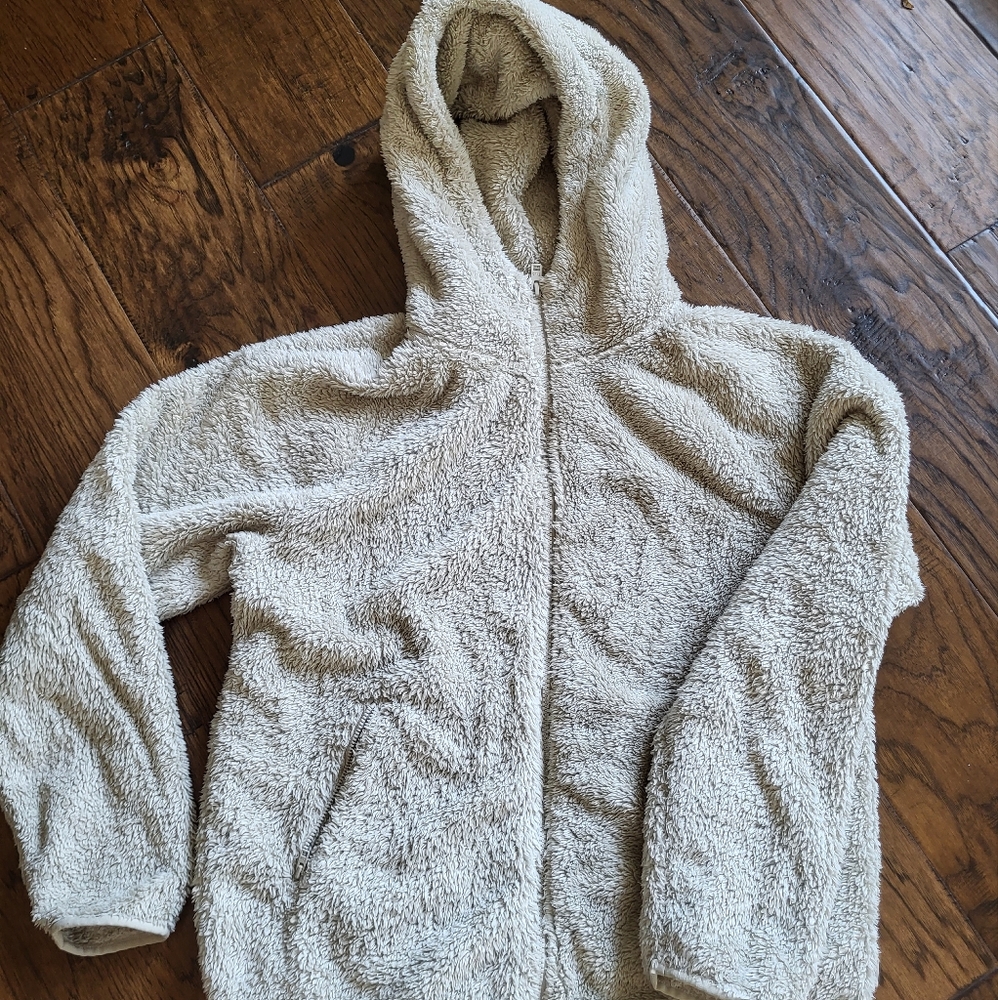 aritzia TNA fleece Jacket